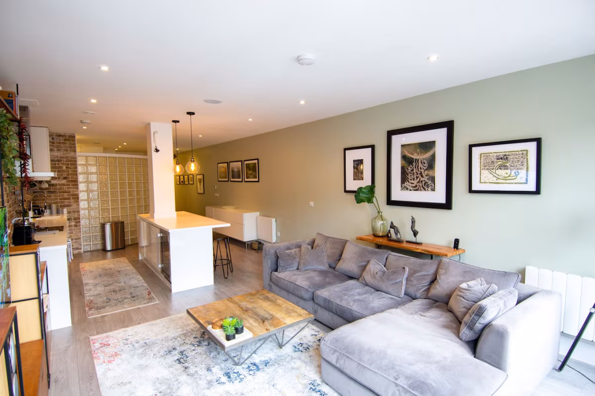 Modern Apartment in the Heart of London — photo 2